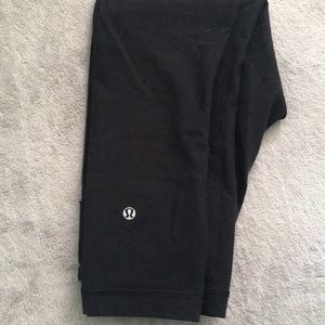 lululemon black wunder under crops